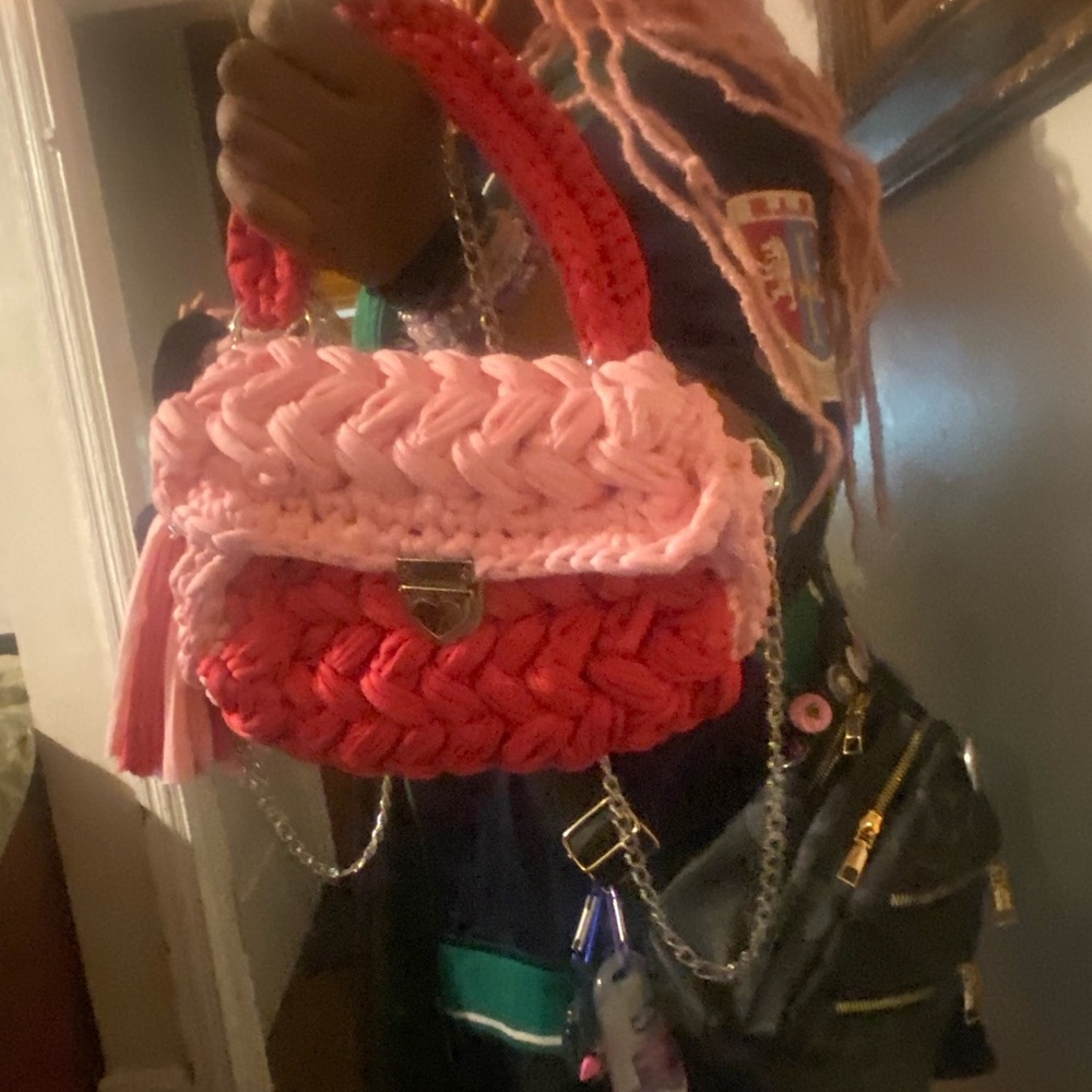 Hand crafted purses - Picture 14 of 16